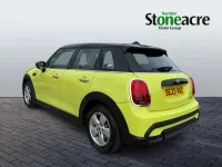 Used Mini Cooper Classic 134 HP (98 kW) 2023 Yellow Hatchback