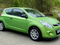 Used Hyundai i20 Classic 78 HP (57 kW) 2011 Green Hatchback
