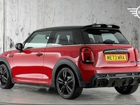 Usado Mini Cooper Hatch 134 CV (98 kW) 2024 Rojo Utilitario