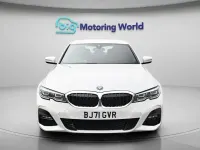 Begagnad BMW 330e M Sport 292 HK (214 kW) 2021 Vit Sedan