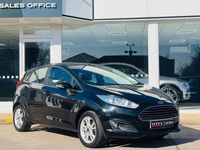 Used Ford Fiesta Zetec 82 HP (60 kW) 2015 Black Hatchback