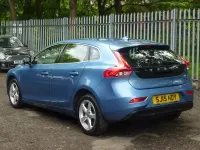 Used Volvo V40 SE 115 HP (84 kW) 2015 Blue Hatchback