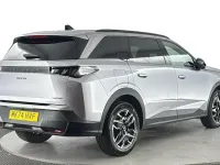 Gebraucht Peugeot 5008 Allure 136 PS (100 kW) 2024 Grau SUV