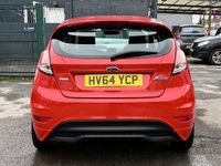 Used Ford Fiesta Zetec 125 HP (91 kW) 2014 Red Hatchback