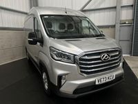 Usado Maxus V90 163 HP (119 kW) 2024 Prateado Van