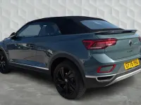 Usado VW T-Roc Cabriolet Style 150 HP (110 kW) 2026 Azul Cabrios