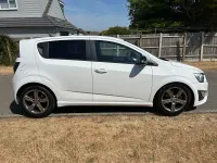 Used Chevrolet Aveo 2014 White Hatchback
