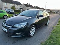 Used Vauxhall Astra Design Edition 2014 Black Estate