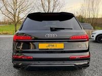 Used Audi Q7 S-Line 231 HP (169 kW) 2021 Black SUV