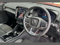 Used Volvo XC40 Ultimate 194 HP (142 kW) 2023 Red SUV