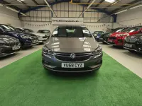 Used Vauxhall Astra Elite 200 HP (147 kW) 2018 Grey Hatchback