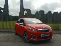 Used Peugeot 108 Collection 68 HP (50 kW) 2017 Red Hatchback