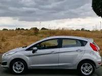 Used Ford Fiesta Zetec 2013 Silver Hatchback