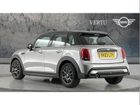 Begagnad Mini Cooper Classic 136 HK (100 kW) 2022 Silver Halvkombi