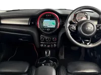Used Mini Cooper Exclusive 134 HP (98 kW) 2019 Blue Hatchback