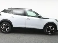 Używany Peugeot 2008 Allure 100 KM (73 kW) 2024 Biały SUV