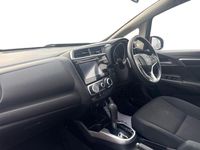 Used Honda Jazz SE 101 HP (74 kW) 2018 Red Hatchback