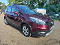 Used Renault Scénic III Dynamique 110 HP (80 kW) 2015 Red MPV