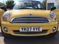 Used Mini Cooper Hatch 120 HP (88 kW) 2007 Yellow Hatchback