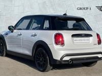 Used Mini Cooper Classic 134 HP (98 kW) 2024 White Hatchback