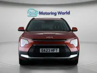 Używany Kia Niro 141 KM (103 kW) 2023 Pomarańczowy SUV