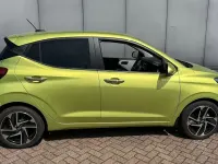 Używany Hyundai i10 Premium 63 KM (46 kW) 2025 Zielony Hatchback