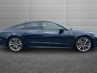 Usado Audi A7 Black Edition 204 HP (150 kW) 2022 Azul Sedan