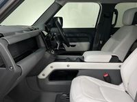 Usado Land Rover Defender HSE Dynamic 344 HP (253 kW) 2026 Azul SUV