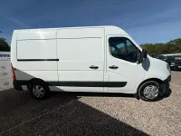 Używany Nissan Interstar Tekna 135 KM (99 kW) 2022 Biały Van