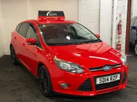 Used Ford Focus Zetec 115 HP (84 kW) 2014 Red Hatchback