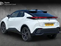 Used Toyota C-HR 138 HP (101 kW) 2025 Platinum white SUV