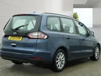 Begagnad Ford Galaxy Zetec 150 HK (110 kW) 2021 Blå Minibuss