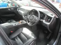 Used Volvo XC60 Momentum 2021 Grey SUV