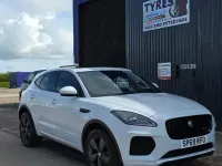 Used Jaguar E-Pace Chequered Flag 180 HP (132 kW) 2019 White SUV