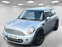 Usado Mini Cooper D Hatch 2011 Prateado Citadino