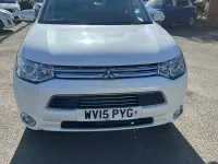 Used Mitsubishi Outlander P-HEV 2015 White Estate