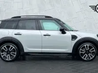 Used Mini Cooper Countryman Sport 134 HP (98 kW) 2022 Silver SUV