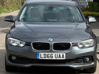 Begagnad BMW 320 2017 Grå Sedan