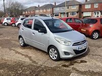 Used Hyundai i10 Classic 85 HP (62 kW) 2012 Silver Hatchback