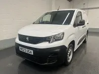 Used Peugeot Partner Premium 131 HP (96 kW) 2023 White MPV