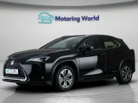 Usado Lexus UX 300e 147 kW (201 HP) 2023 Preto SUV