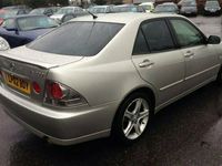 used Lexus IS200 2.0