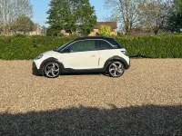 Usado Vauxhall Adam Rocks 2016 Blanco Utilitario