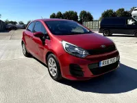 Used Kia Rio Air 74 HP (54 kW) 2016 Red Hatchback