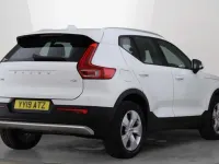 Used Volvo XC40 Momentum 163 HP (119 kW) 2020 SUV