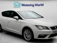 Used Seat Leon SE Dynamic 116 HP (85 kW) 2020 White Hatchback
