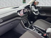 Used VW T-Cross SEL 115 HP (84 kW) 2019 Orange SUV