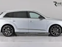 Used Audi Q7 S-Line 231 HP (169 kW) 2023 Silver SUV