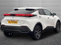 New Toyota C-HR Design 140 HP (102 kW) 2025 Pure white SUV