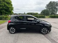 Used Hyundai i10 Advanced 67 HP (49 kW) 2023 Black Hatchback